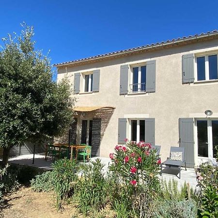 Villa Spacieuse Avec Terrasse Et Vue Mont Ventoux Entrechaux Exterior foto