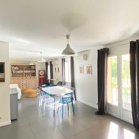 Villa Spacieuse Avec Terrasse Et Vue Mont Ventoux Entrechaux Exterior foto